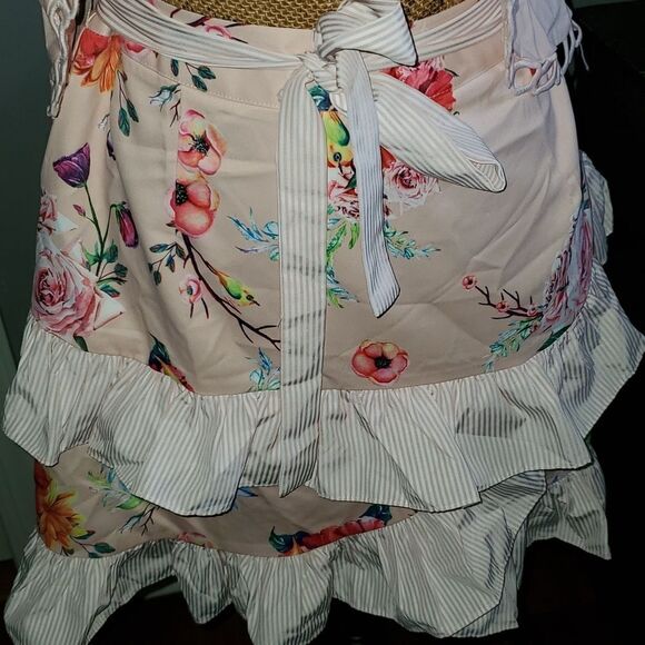Pink cut out blouse  - Picture 6 of 8
